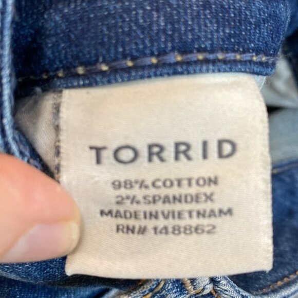Torrid Boyfriend Jeans Size 16 - Picture 12 of 13